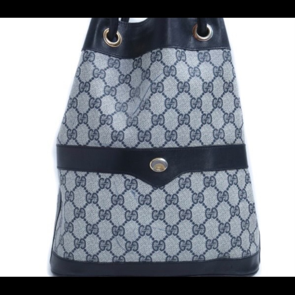 Gucci bucket bag